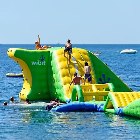Vacanceselect Premium Polari منتزه العطل