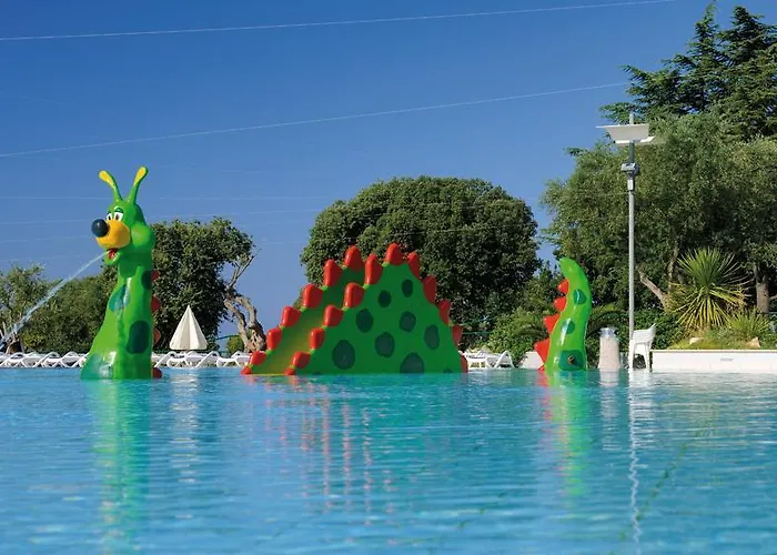 Vacanceselect Premium Polari 3* 로비니